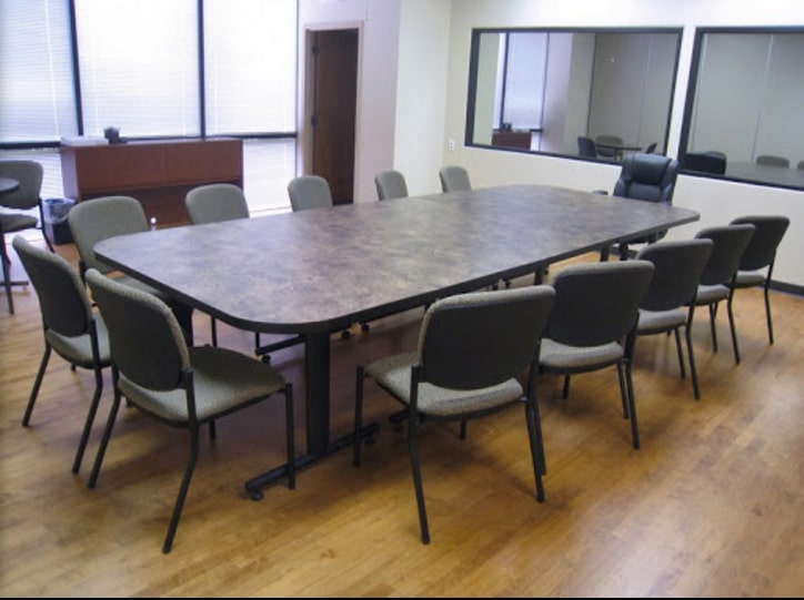 Focus group room with 1-way mirror, seating 10-12 participants. Courtesy: AOC Research.